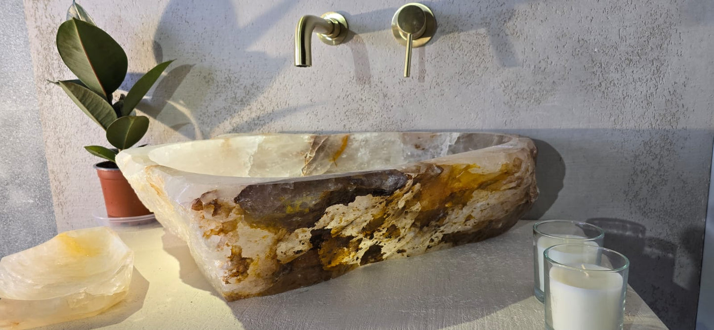 Quartz Hematoide 1 Wash Basin