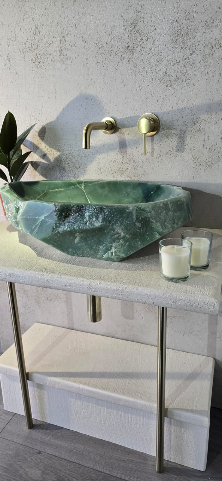 Aventurine Quartz 1 wash basin