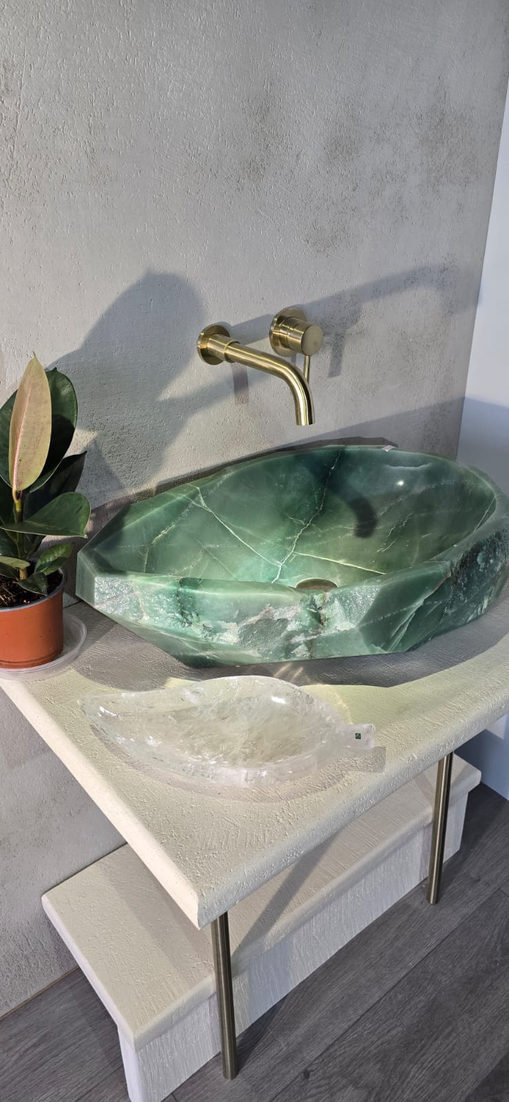 Aventurine Quartz 1 wash basin